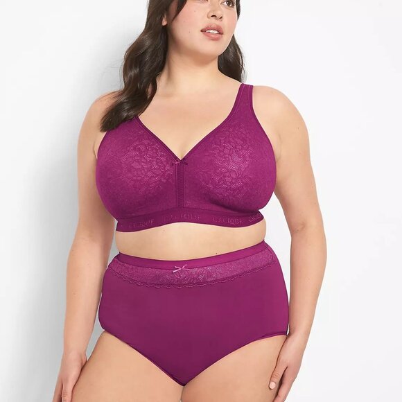 Cacique Other - Cacique Lightly Lined No Wire With Lace Bra
